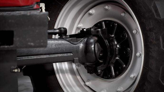 Durable Front Axle Configurations